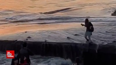 Medceziri yakından görmek isterken düşen şanssız kız