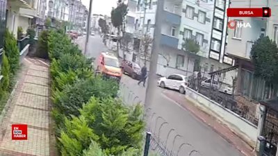 Bursa'da 2 otomobilin çarpıştığı kazada 2 kişi yaralandı