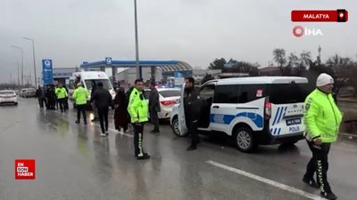 Malatya’da, hafif ticari araç ile otomobil çarpıştı