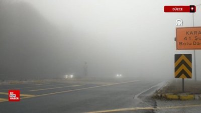 Bolu Dağı'nda sis görüş mesafesini düşürdü