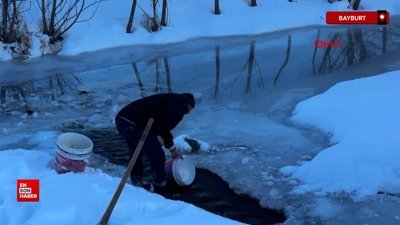 Bayburt'ta termometreler eksi 17'yi gösterdi: Dere ve göletler dondu
