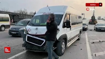 Bursa'da öğrenci servisi kaza yaptı
