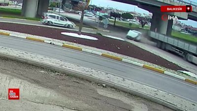 Bandırma’da kavşakta meydana geldi