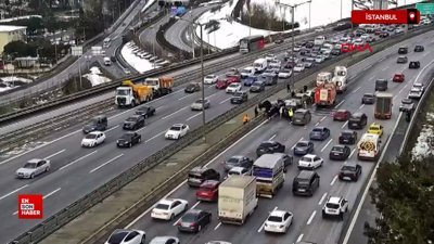 İstanbul TEM Otoyolunda zincirleme trafik kazası