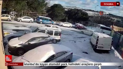 İstanbul'da buzlanan yolda kayan otomobil park halindeki araçlara çarptı