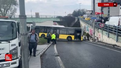 İstanbul Beyoğlu'nda İETT otobüsü kaza yaptı