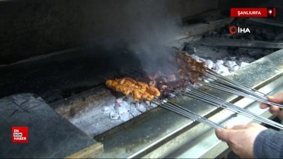 Şanlıurfa'da günde ortalama 3 buçuk ton ciğer kebabı tüketiliyor