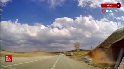 Sivas’ta kaza anı başka bir aracın kamerasına yansıdı