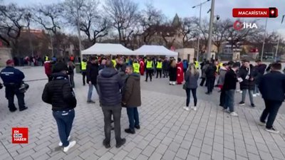 Türk taraftarlar, millileri Macaristan'da yalnız bırakmadı