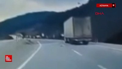 Kütahya'da kazada otomobildeki baba yaralandı, oğlu öldü