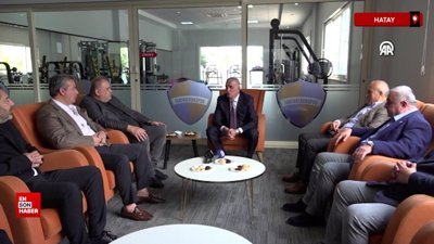 Hatay'da TFF Başkanı İbrahim Hacıosmanoğlu, İskenderunspor'un tesisini gezdi