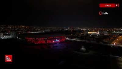 A Milli Kadın Futbol Takımı için Sivas 4 Eylül Stadı ışıklandırıldı