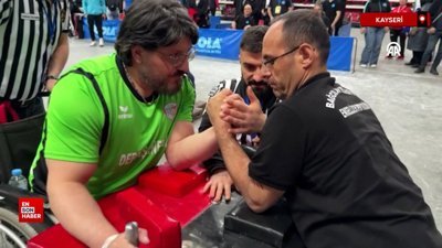 Avatar lakaplı Gökhan, bilek güreşinde 41. kez kürsünün zirvesine çıktı