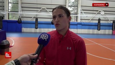 Olimpiyat üçüncüsü mili boksör Esra'nın hedefi tüm turnuvalarda altın madalya