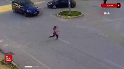 Adana'da yola fırlayan çocuğa ticari araç çarptı