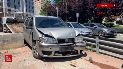 Kocaeli'de otomobil, kırmızı ışıkta bekleyen otomobile çarptı