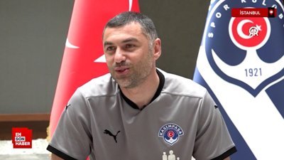 Burak Yılmaz, Türkiye'de futbola 'ölüm ya da kalım' olarak bakılmasını istemiyor