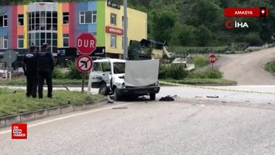 Amasya'da iki otomobil kavşakta çarpıştı