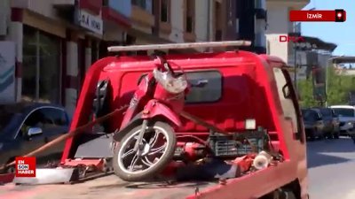 İzmir'de motosikletin kamyonun altında kaldığı kaza