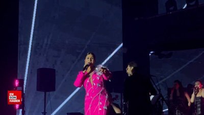 Sibel Can'ın Cahide konseri