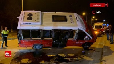 Eskişehir'de takla atan minibüs hurdaya döndü