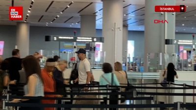 Fenerbahçe'ye veda eden Edin Dzeko, İstanbul'dan ayrıldı