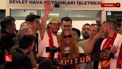 Leroy Sane, Galatasaray için İstanbul'a geldi