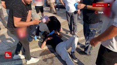 Antalya'da başını kaldırıma çarpan motosikletli kask sayesinde kurtuldu