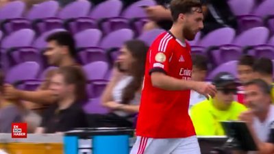 Oyundan alınan Orkun Kökçü, çok sinirlendi