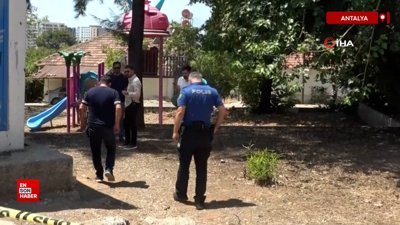 Antalya’da tartıştığı kişiyi bacağından vurdu, başında bekledi