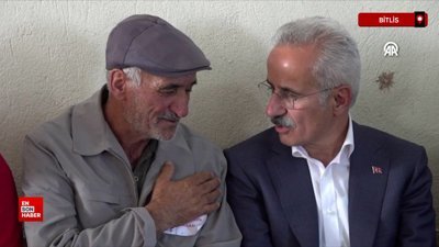 Bakan Uraloğlu, şehit Yeşildemir’in ailesine taziye ziyaretinde bulundu