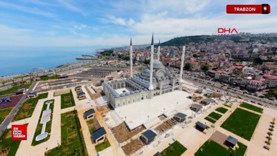 Doğu Karadeniz'in en büyük camisi Trabzon'da ibadete açıldı