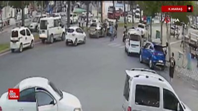 Kahramanmaraş'ta yolun karşısına geçen çocuklara otomobil çarptı