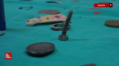 Isparta'da profesörün, 'yanlışlıkla yutulanlar' koleksiyonu