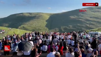 Ardahan Damal'da hava açınca Atatürk’ün silüeti görüldü