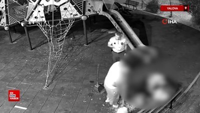 Yalova'da zabıta çekirdek kabuklarını atan vatandaşlara yerleri temizletti