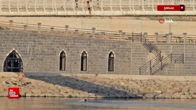 Şırnak'ta çocuklar tehlikeye aldırış etmedi metrelerce yükseklikten suya atladı