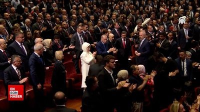 Cumhurbaşkanı Erdoğan, En Uzun Gece destanının ilk temsilini izledi
