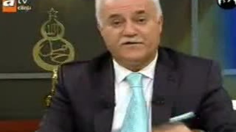 Nihat Hatipğlu: Said Nursi'ye yapılandan utanıyorum