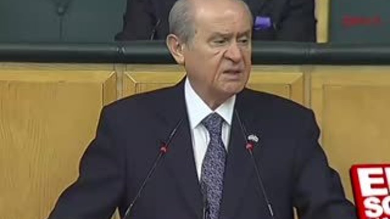 Bahçeli:Ülkeyi ananas cumhuriyetine çevirdiniz