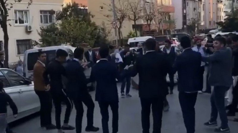 Sefaköy’de havaya ateş açan magandalar