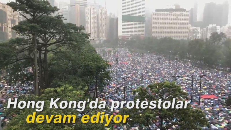 Hong Kong'da protestolar devam ediyor