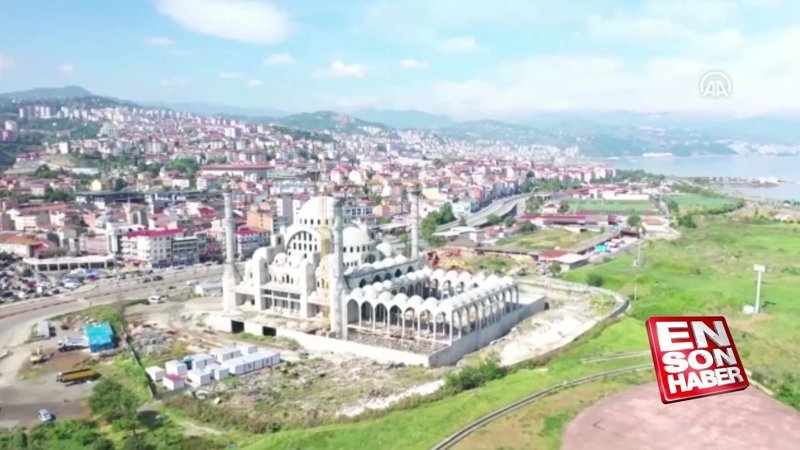 Doğu Karadeniz'in en büyük cami ve külliyesi yükseliyor