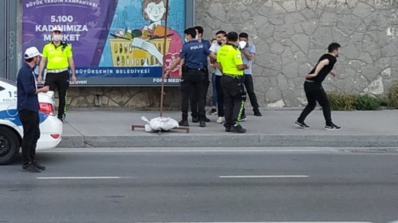 Bakırköy sahilinde, tuvalet sırasında kavga çıktı