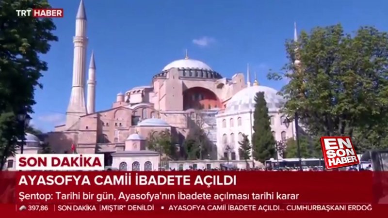 Ayasofya'da ilk ezan okundu
