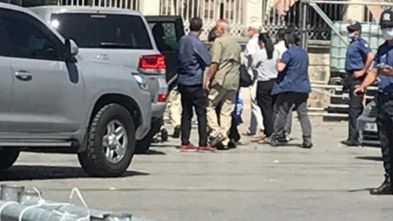 ABD Büyükelçisi Satterfield Ayasofya Camii’ni ziyaret etti