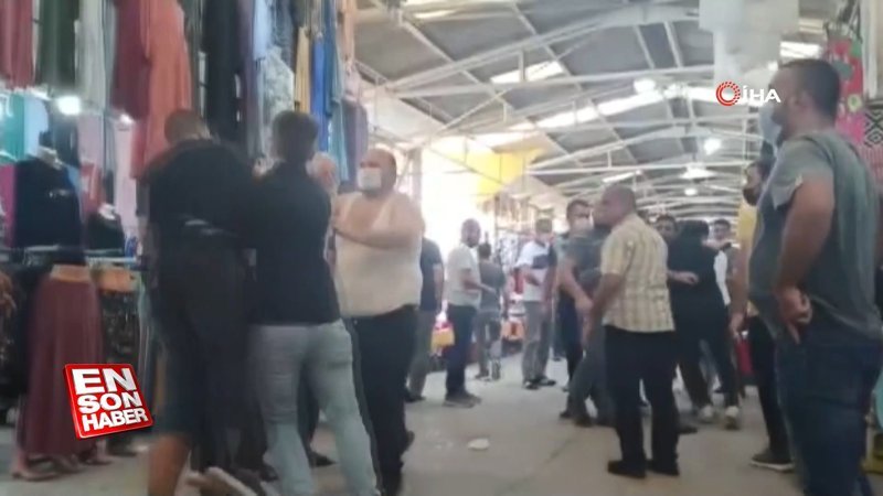 Sakarya'da tezgah açma kavgasında yumruklar havada uçuştu