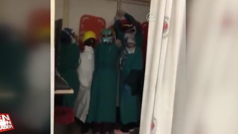 Ankara'da silahlı kavgada ölen kişinin yakınları sağlık çalışanlarına saldırdı