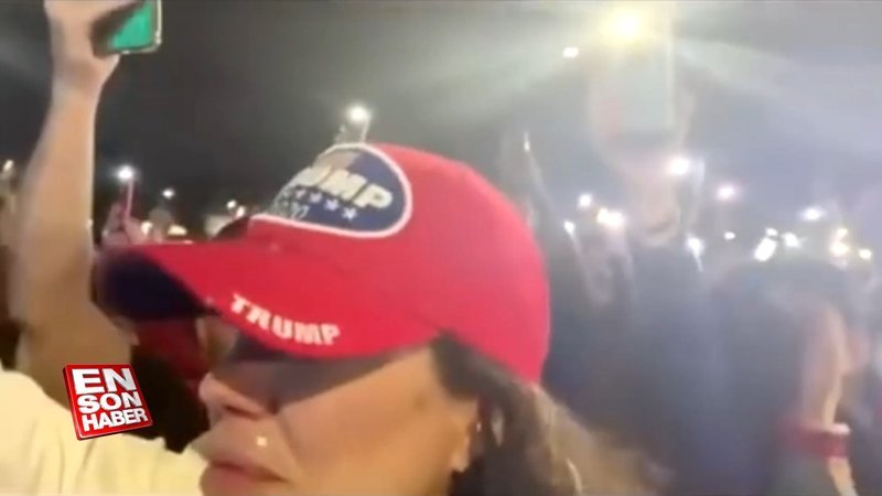 Koronavirüse yakalanan ABD Başkanı Donald Trump'a destek gösterisi