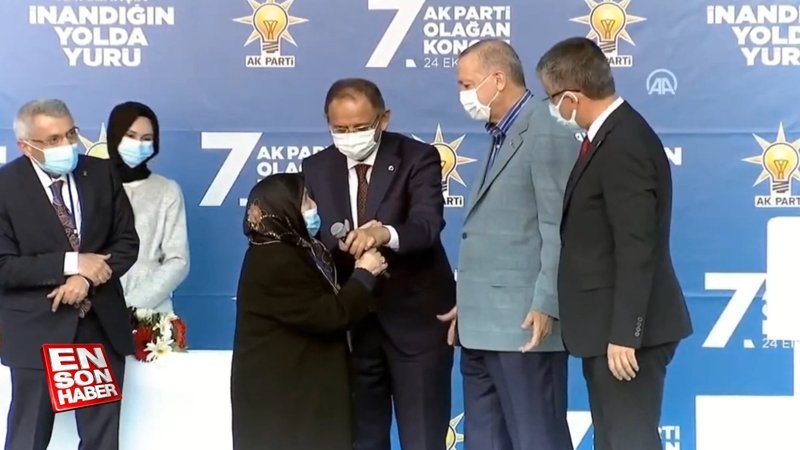 Kayseri'de Safiye Teyze ile Cumhurbaşkanı Erdoğan arasında sıcak muhabbet